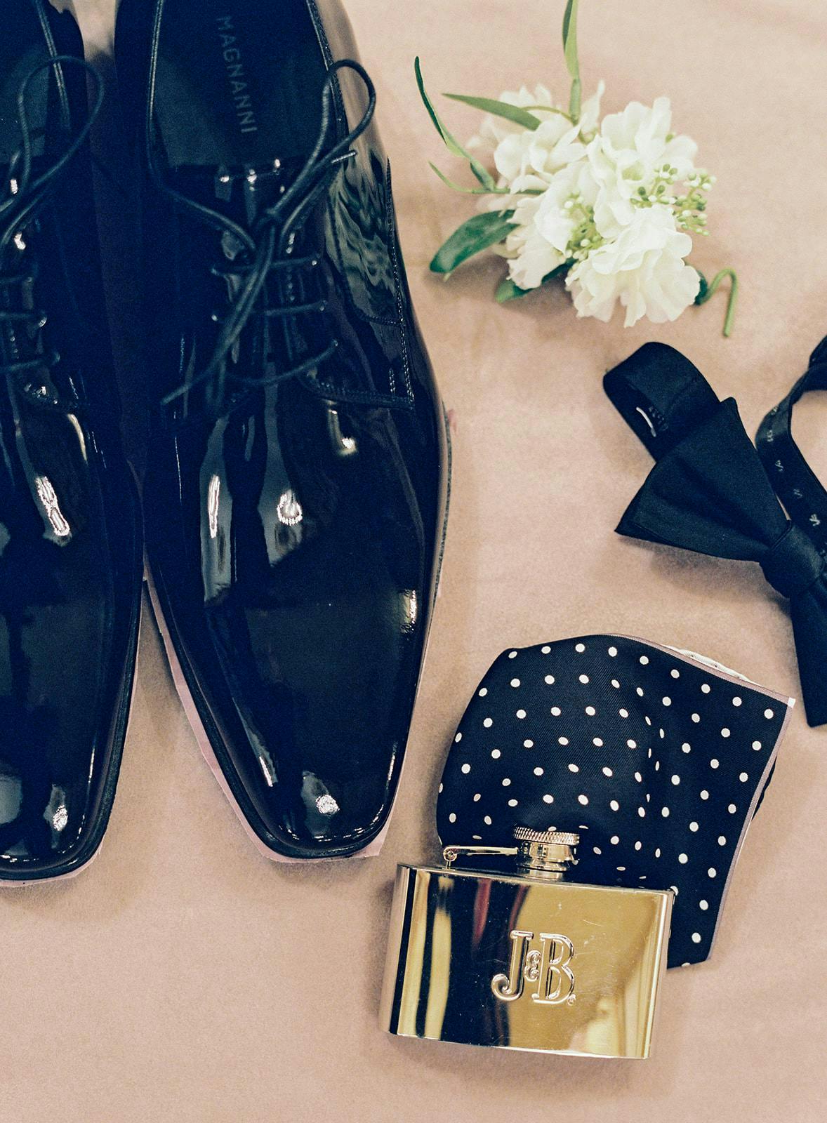 tuxedo accessories
