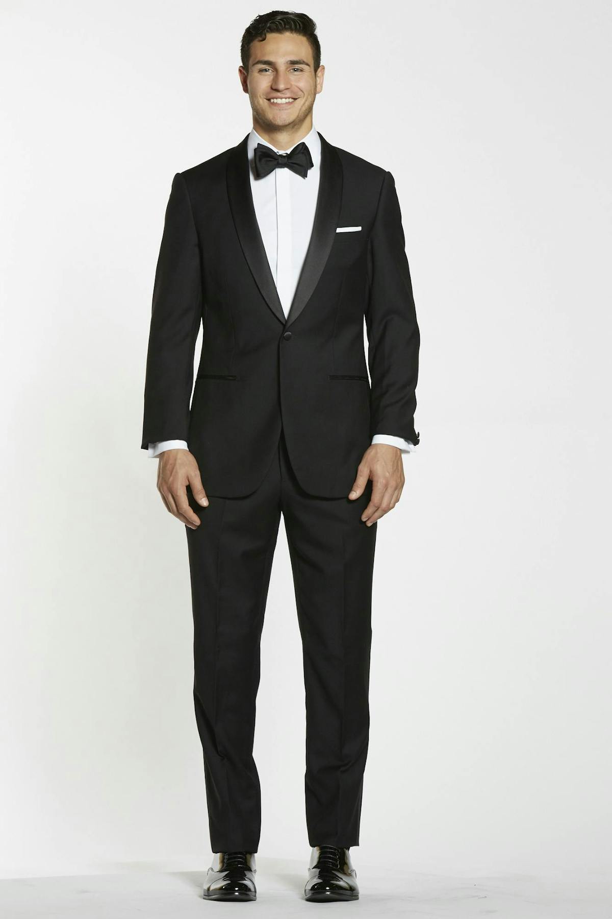 Best groomsman gift ideas and how to place cufflinks with your wedding tuxedo shirt.